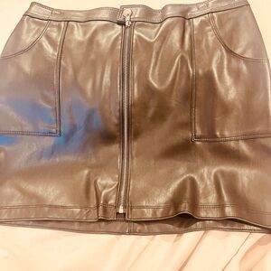 Stylish Black Leather Skirt